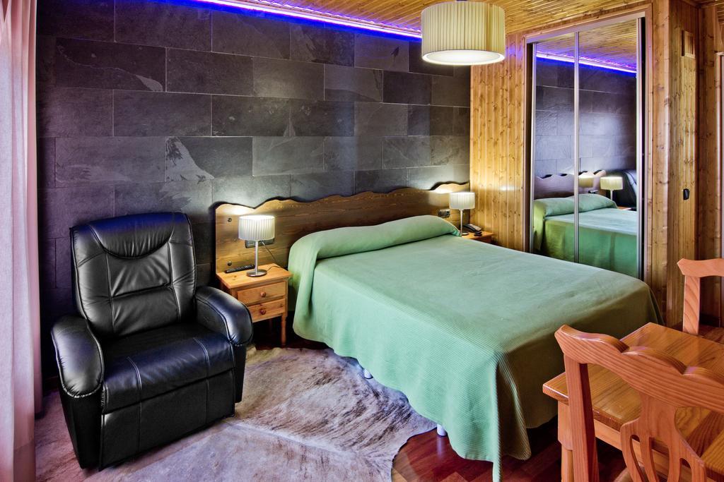 Hotel Dona Blanca Albarracín Quarto foto