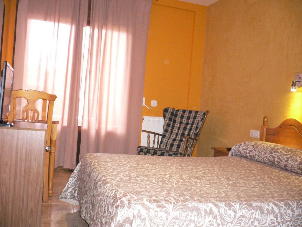 Hotel Dona Blanca Albarracín Quarto foto